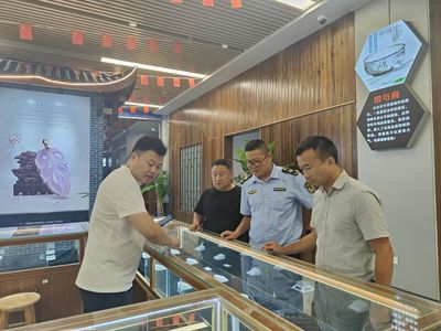 湖南省鳳凰縣市場監(jiān)管局多舉措助推鳳凰古城5A級旅游景區(qū)創(chuàng)建工作