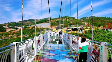 鎮雄小山峽景區被評為國家3A級旅游景區