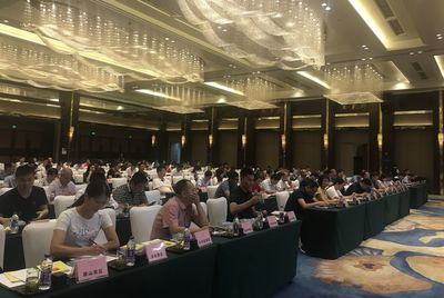 郴州市召開文化旅游行業(yè)安全生產(chǎn)培訓(xùn)會暨“憲法進(jìn)賓館(景區(qū))”工作部署會